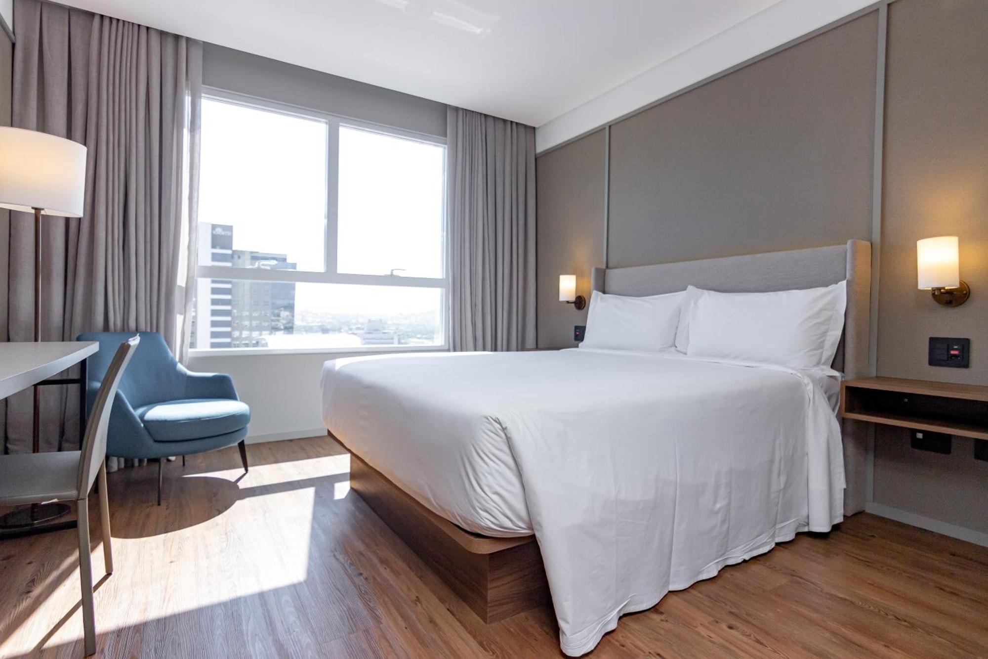 K-Platz Hotel Sao Jose  Exteriör bild